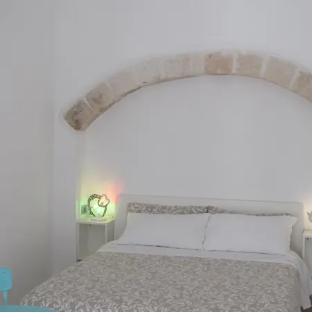 Vicolo Fiorito 3*
