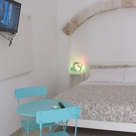 Vicolo Fiorito Polignano a Mare