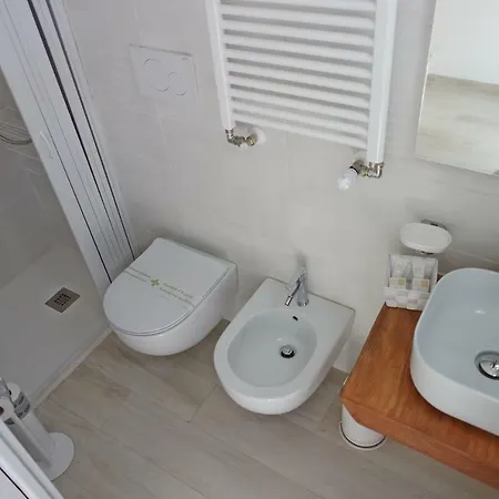Vicolo Fiorito 3*